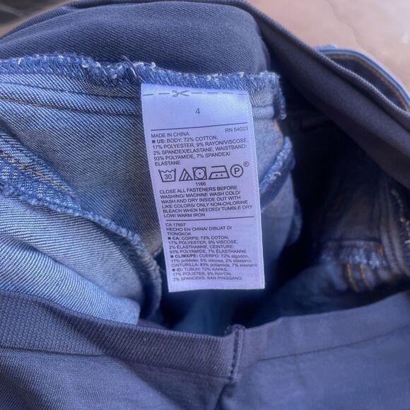 Lot of 4 Maternity items Pants Jeans Shorts Super Cute H&M C of H Old Navy Sz 4 - Picture 7 of 16